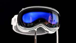 Apple Vision Pro against Xreal Air: The Rising Competition 1 Apple Vision Pro