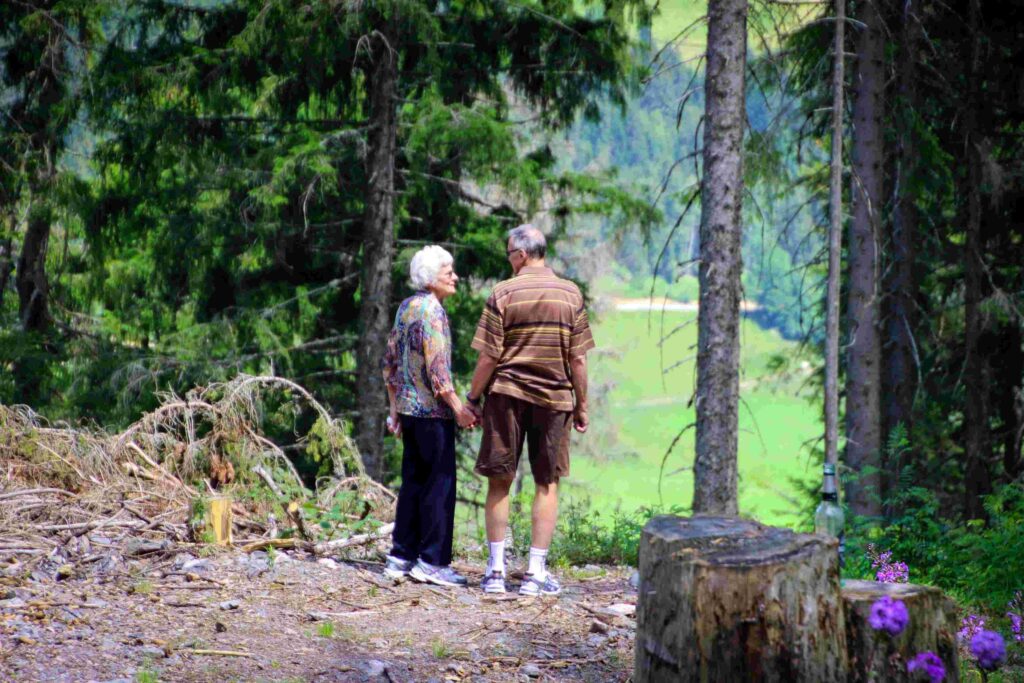Vulnerable Adults: Safeguarding Safety and Dignity 5 Elderly people